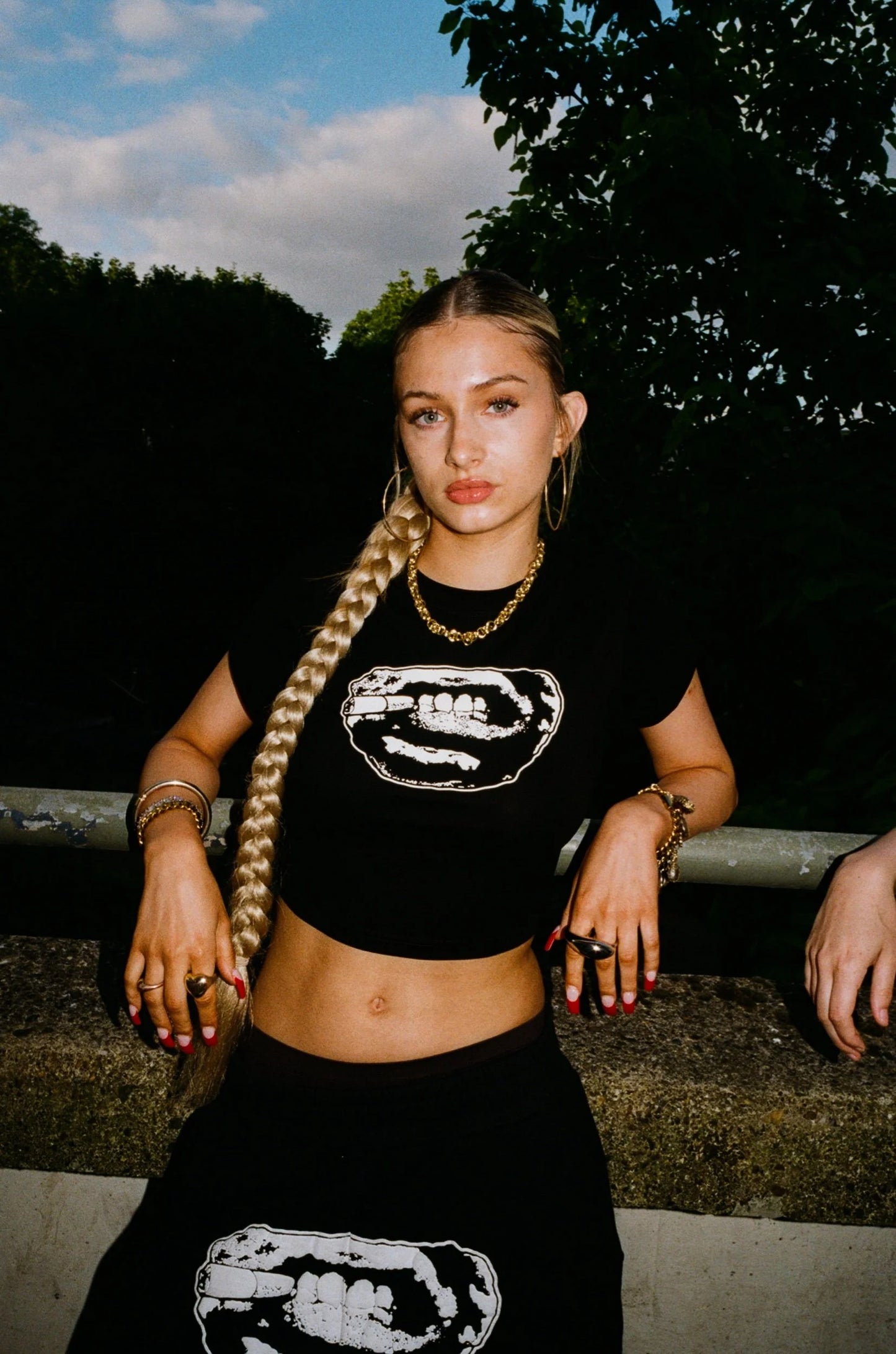 Onyx Crop