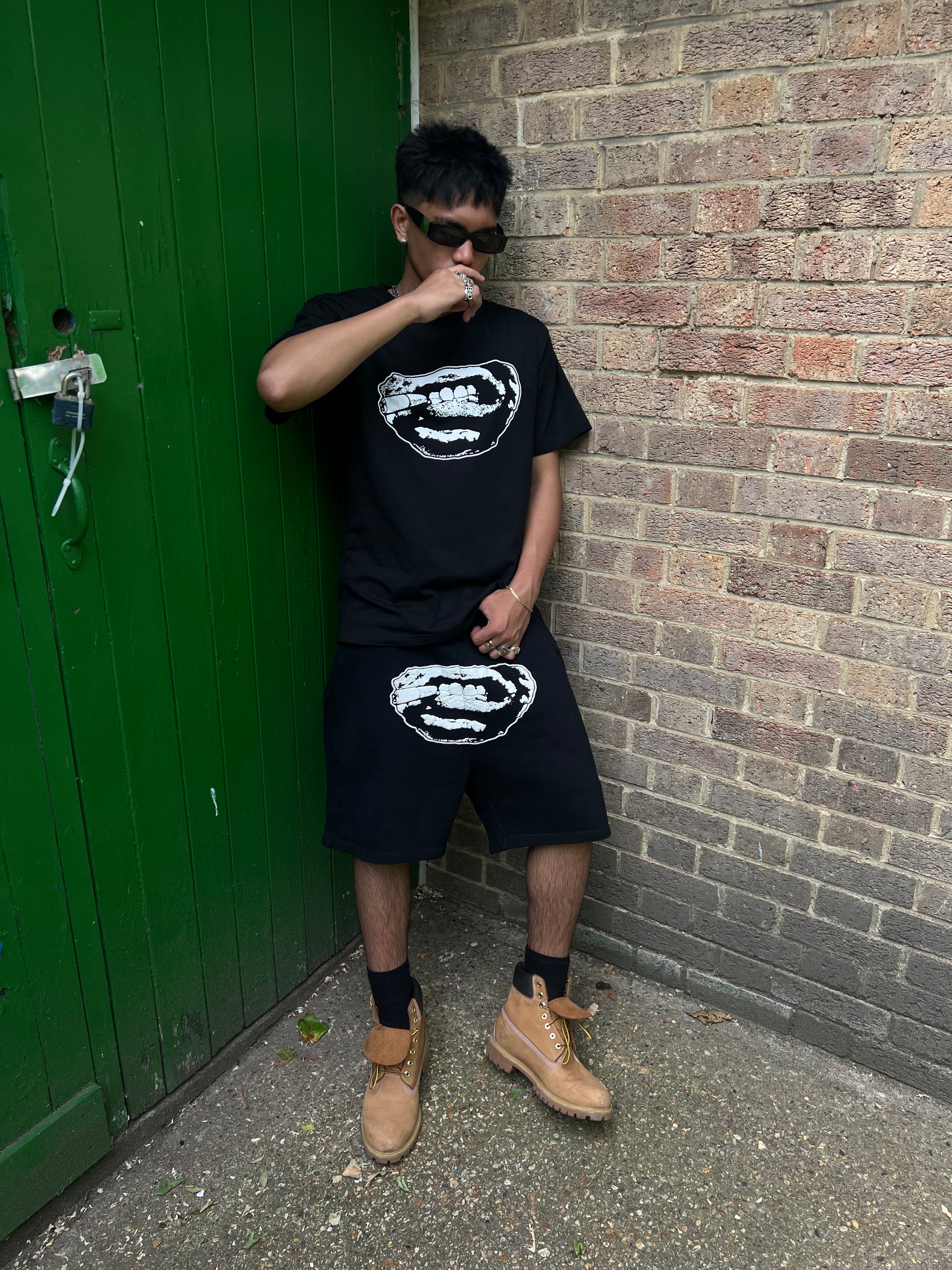 Onyx Signature Tee — black 300GSM premium cotton t-shirt, Chrome Imperial